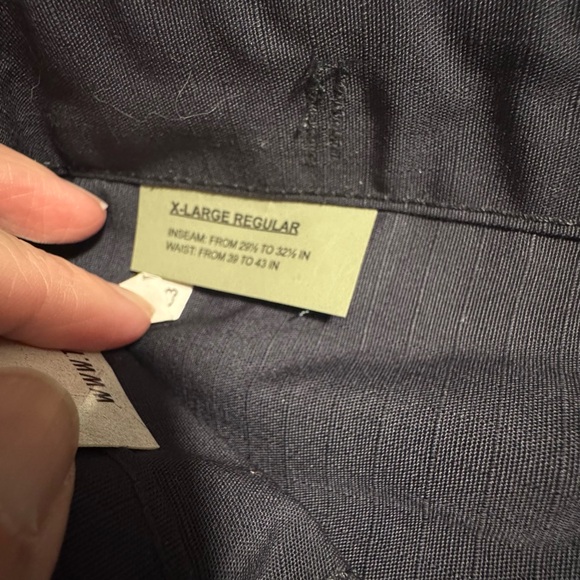 Men's Versatile Cargo Pants in Blue - Picture 6 of 6